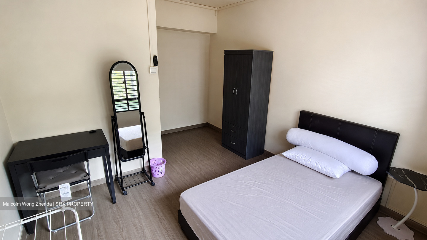 Blk 669D Jurong West Street 64 (Jurong West), HDB Executive #620220391